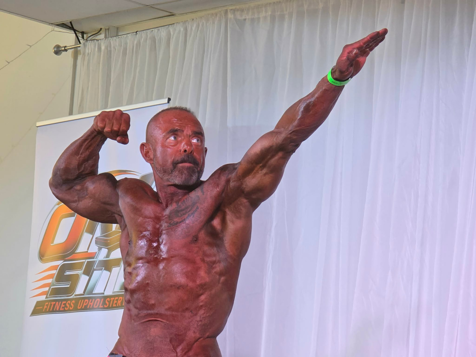 Side Chest — Masters